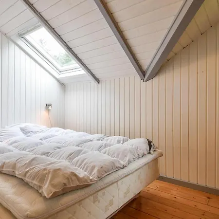 Three-bedroom Holiday In